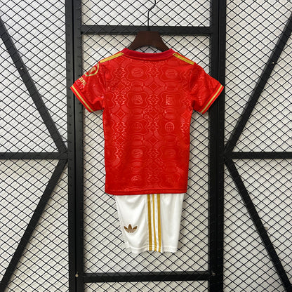 Bayern Munich 125th Anniversary kids set. Season 25/26