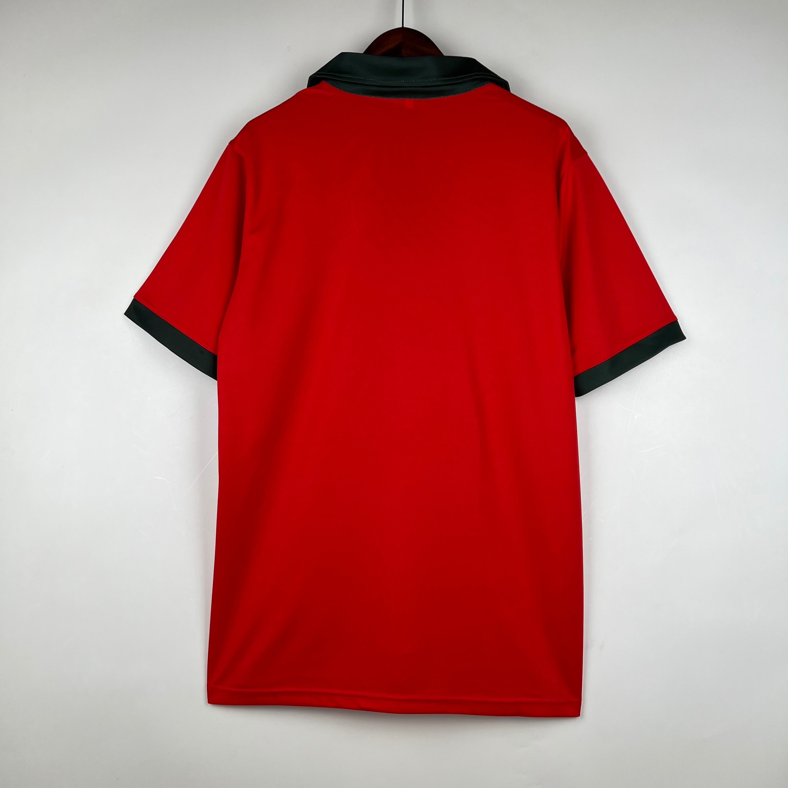Portugal home jersey. Season 1972