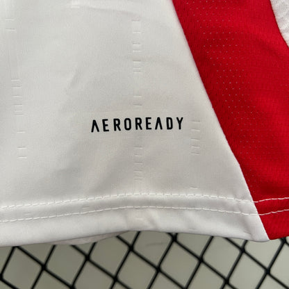 Italy away jersey for women. Season 23/24