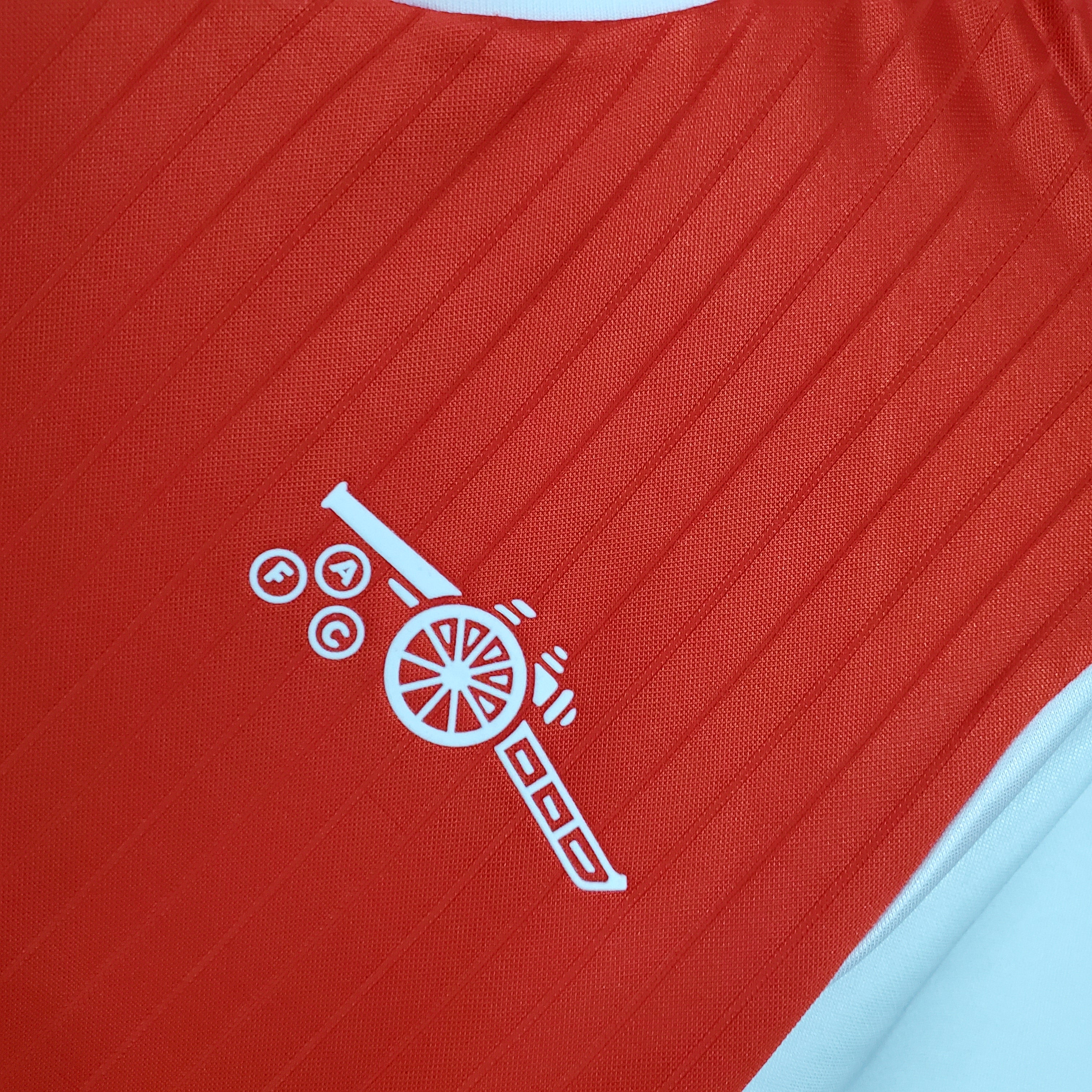 Arsenal home jersey. Season 83/84