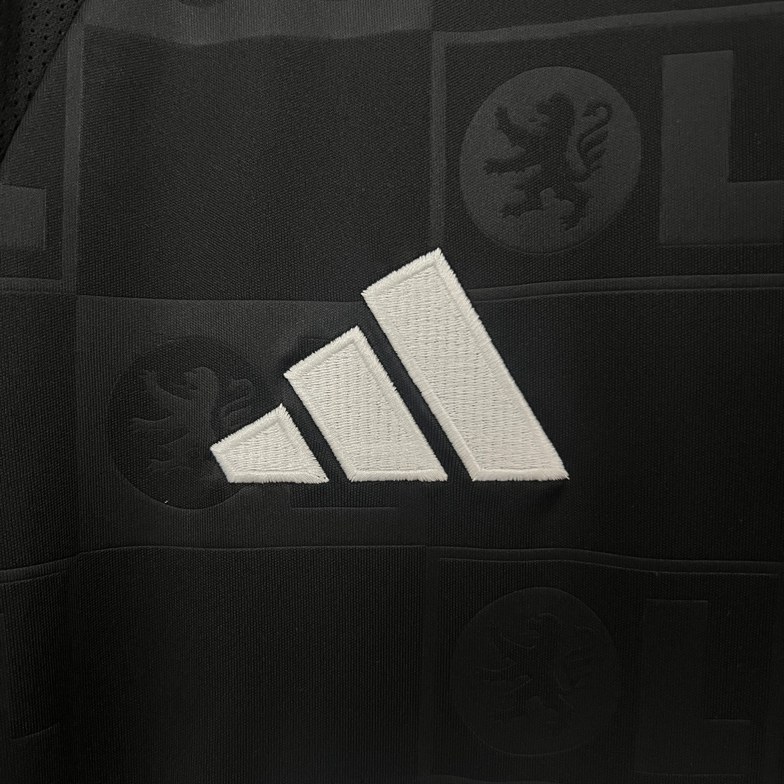 Olympique Lyon away jersey. Season 24/25