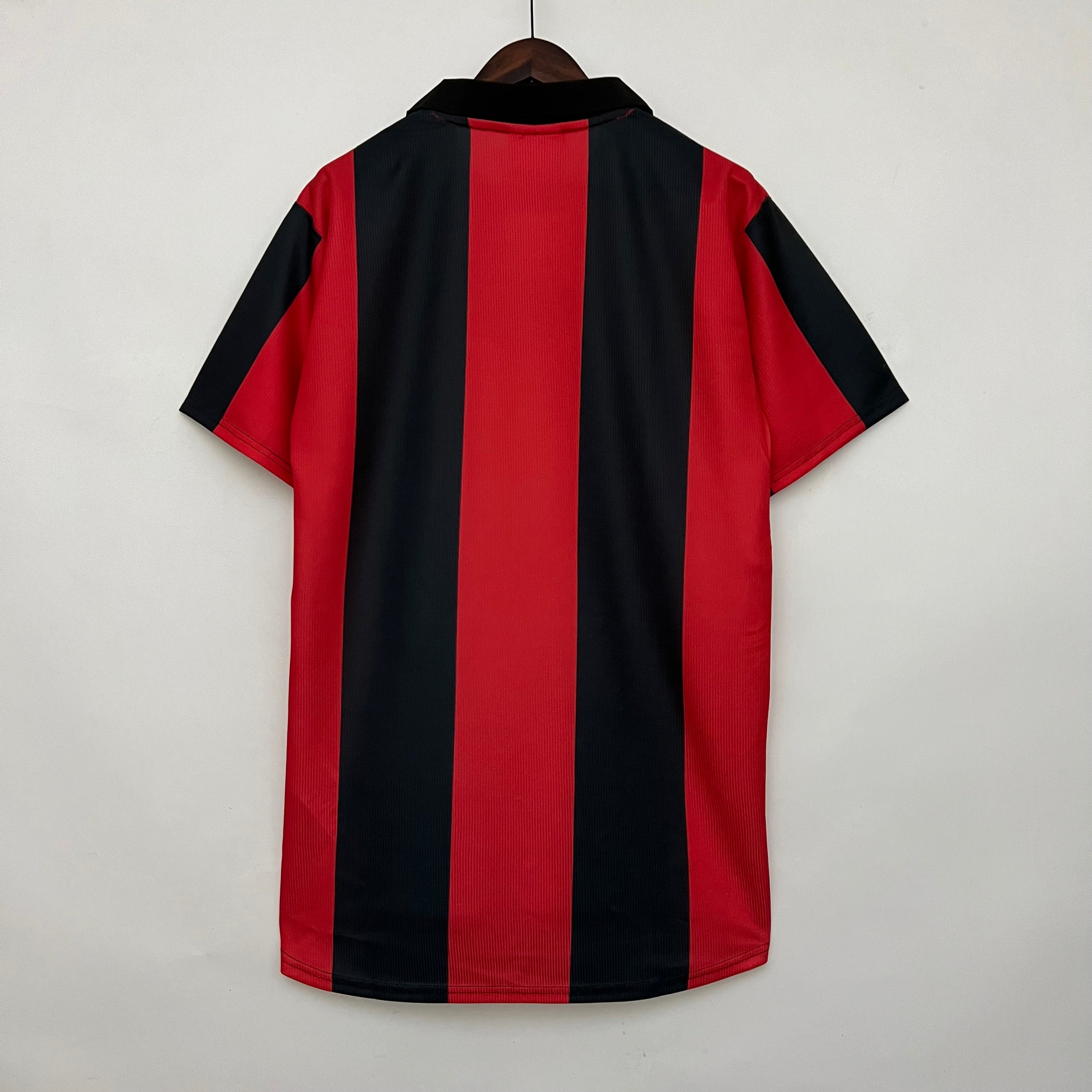 Eintracht Frankfurt home jersey. Season 98/99