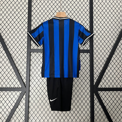 Inter home kids set. Season 09/10