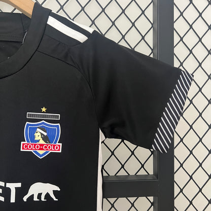 Colo Colo away kids set. Season 24/25