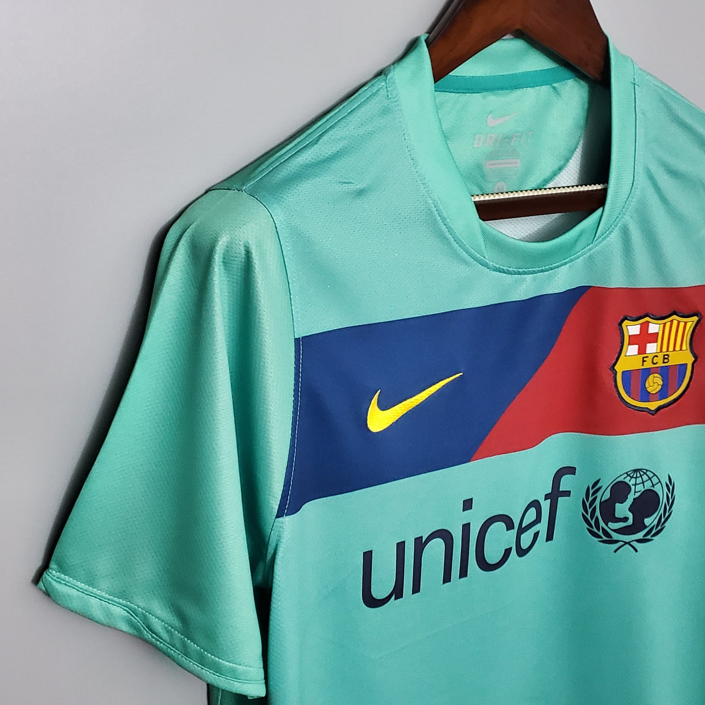 Barcelona home jersey. Season 10/11