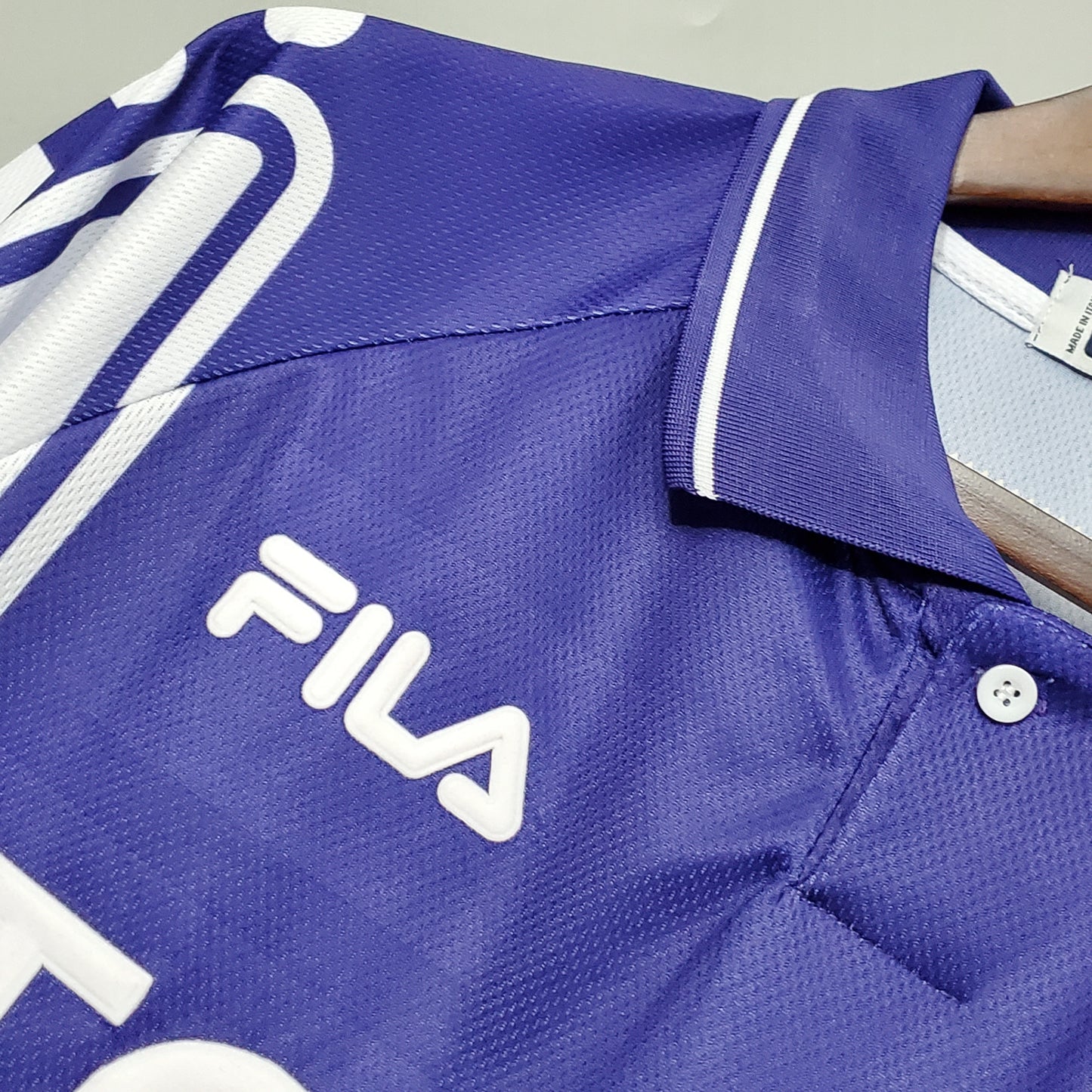 Fiorentina home jersey. Season 99/00