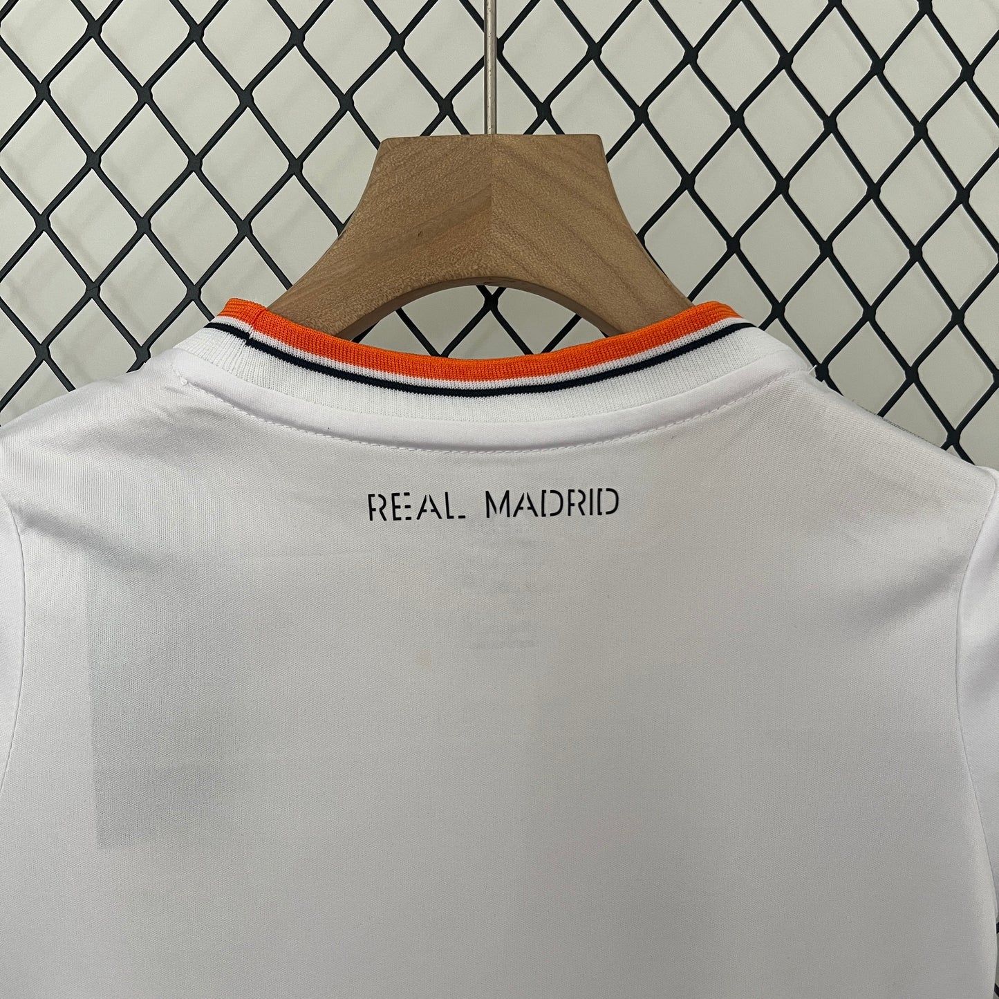 Real Madrid home kids set. Season 13/14