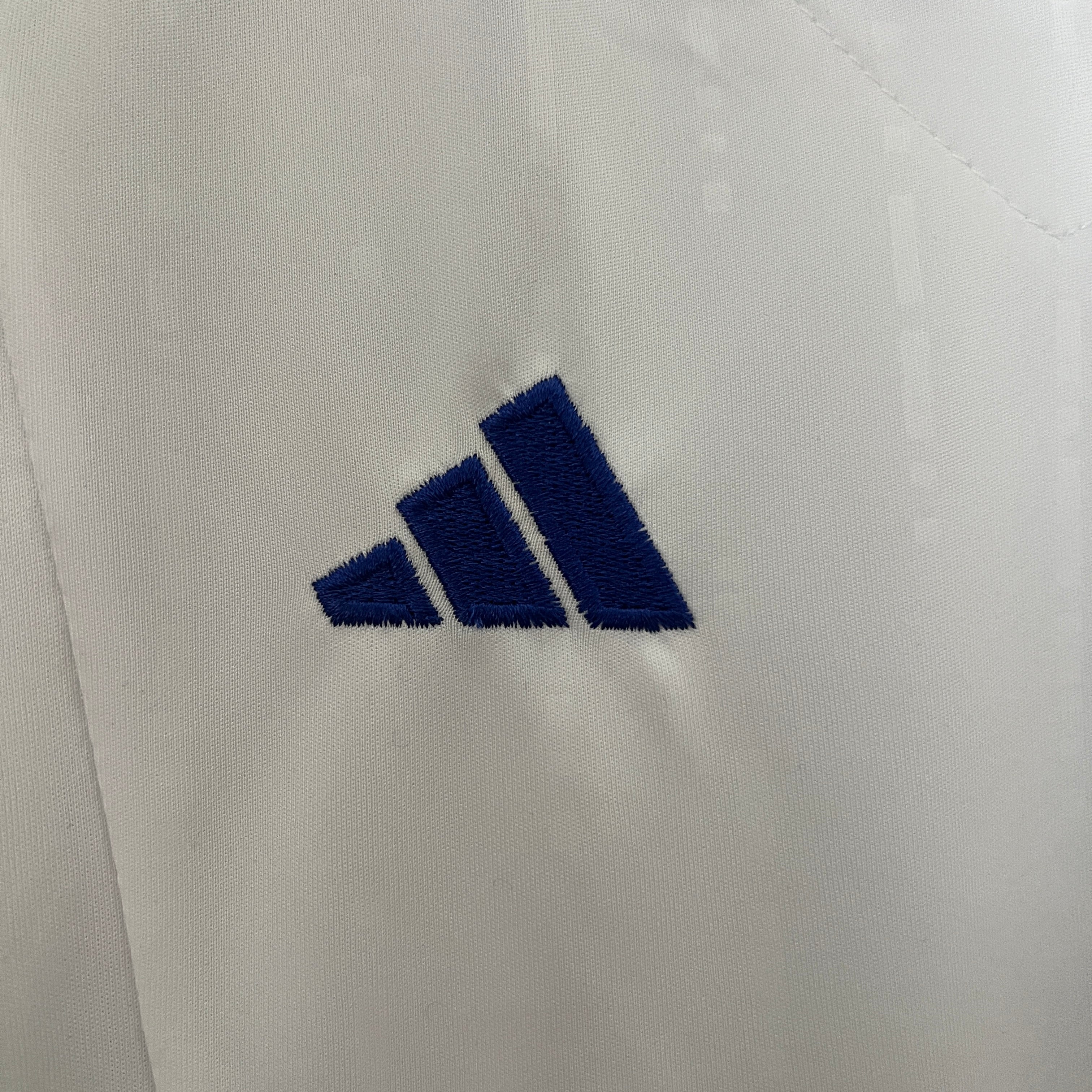 Italy 2024 away kids set.