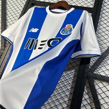 FC Porto home jersey. Season 17/18