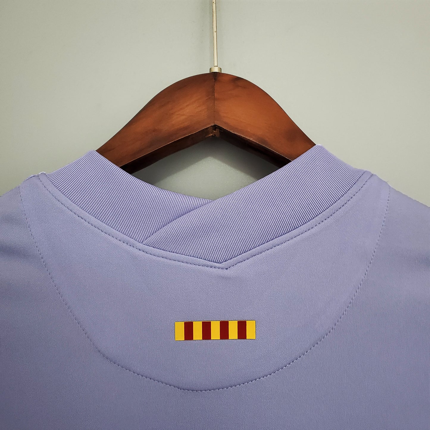 Barcelona away jersey. Season 21/22