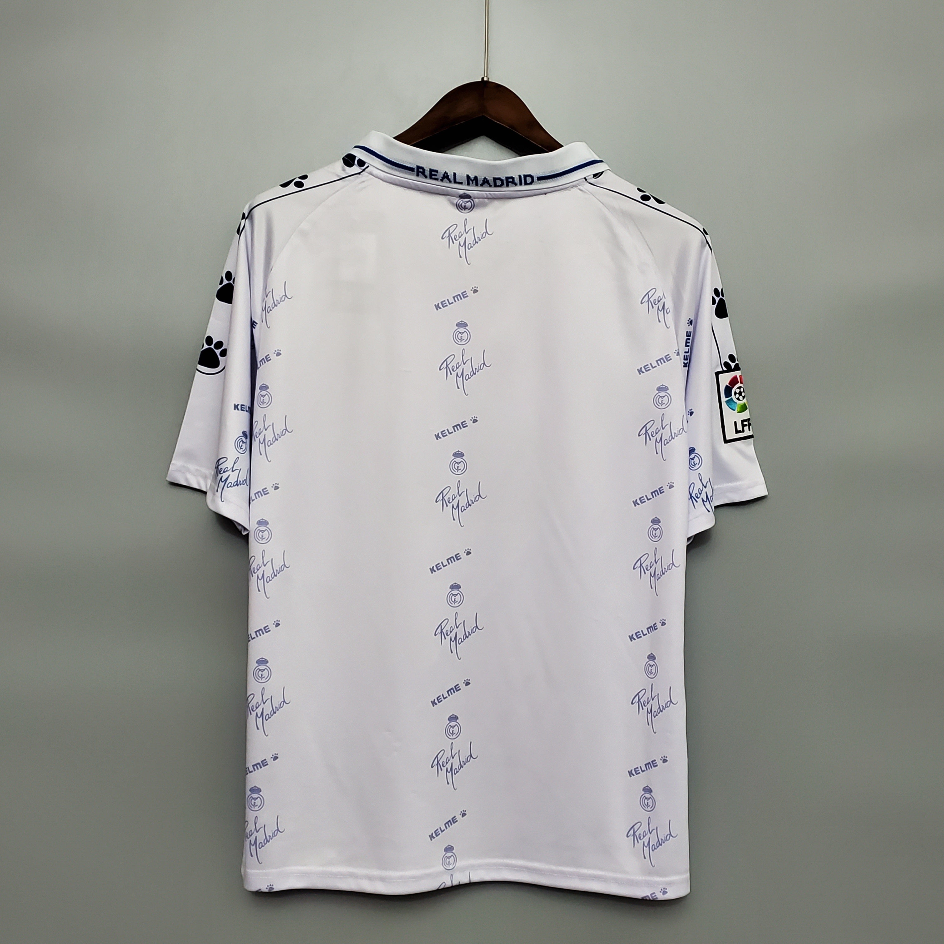 Real Madrid home jersey. Season 94/96