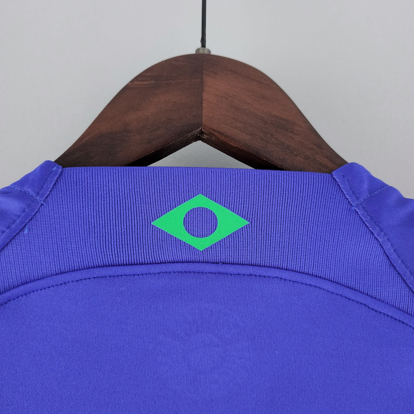 Brasil away jersey for women. Season 21/22