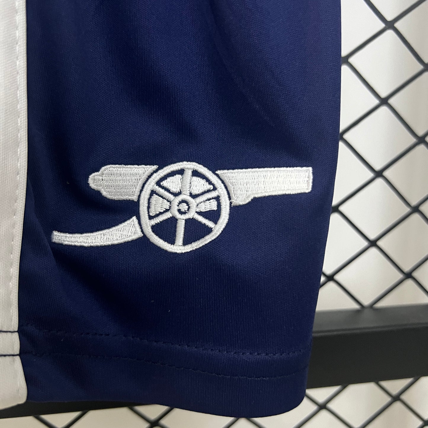 Arsenal third kids set. Season 24/25