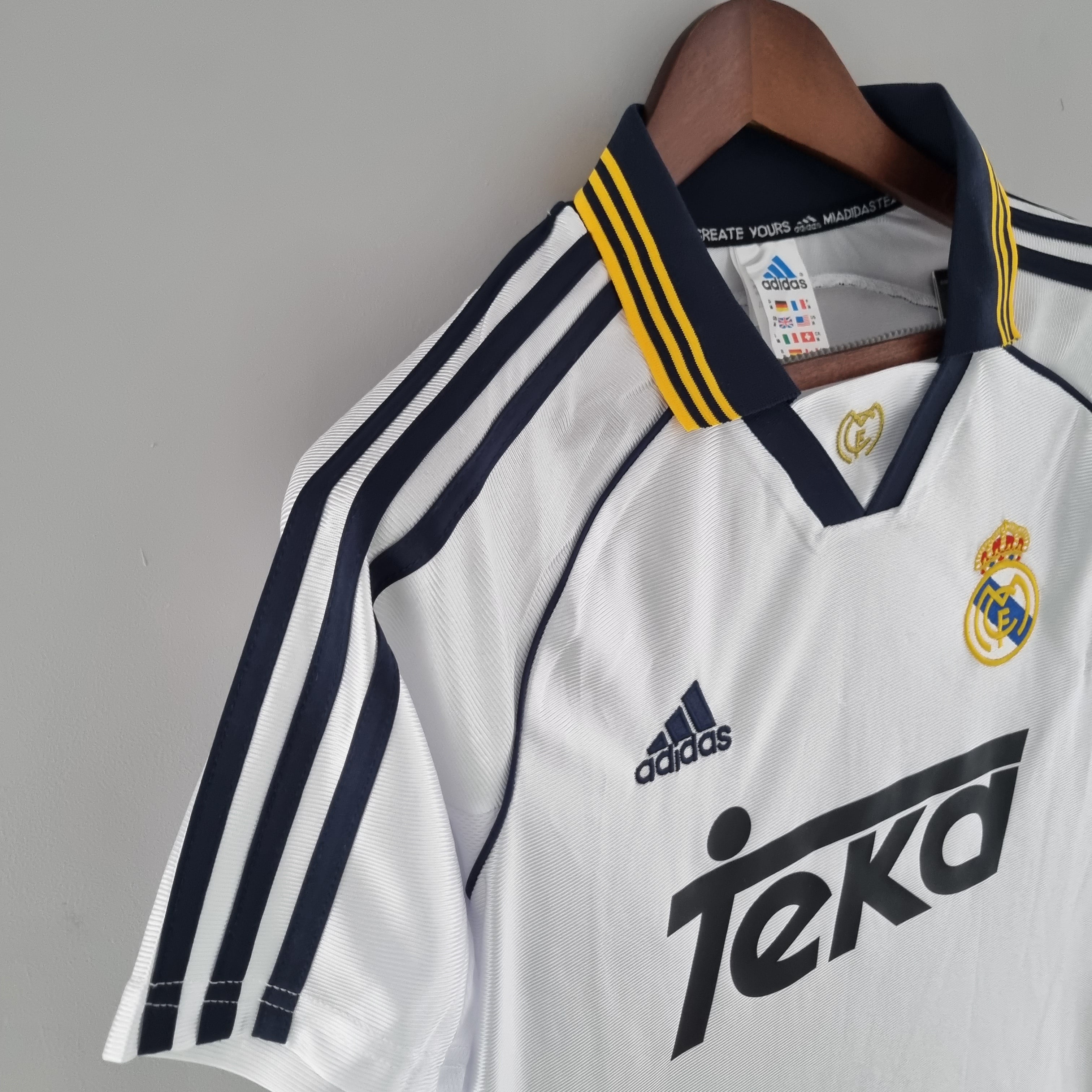 Real Madrid home jersey. Season 99/00