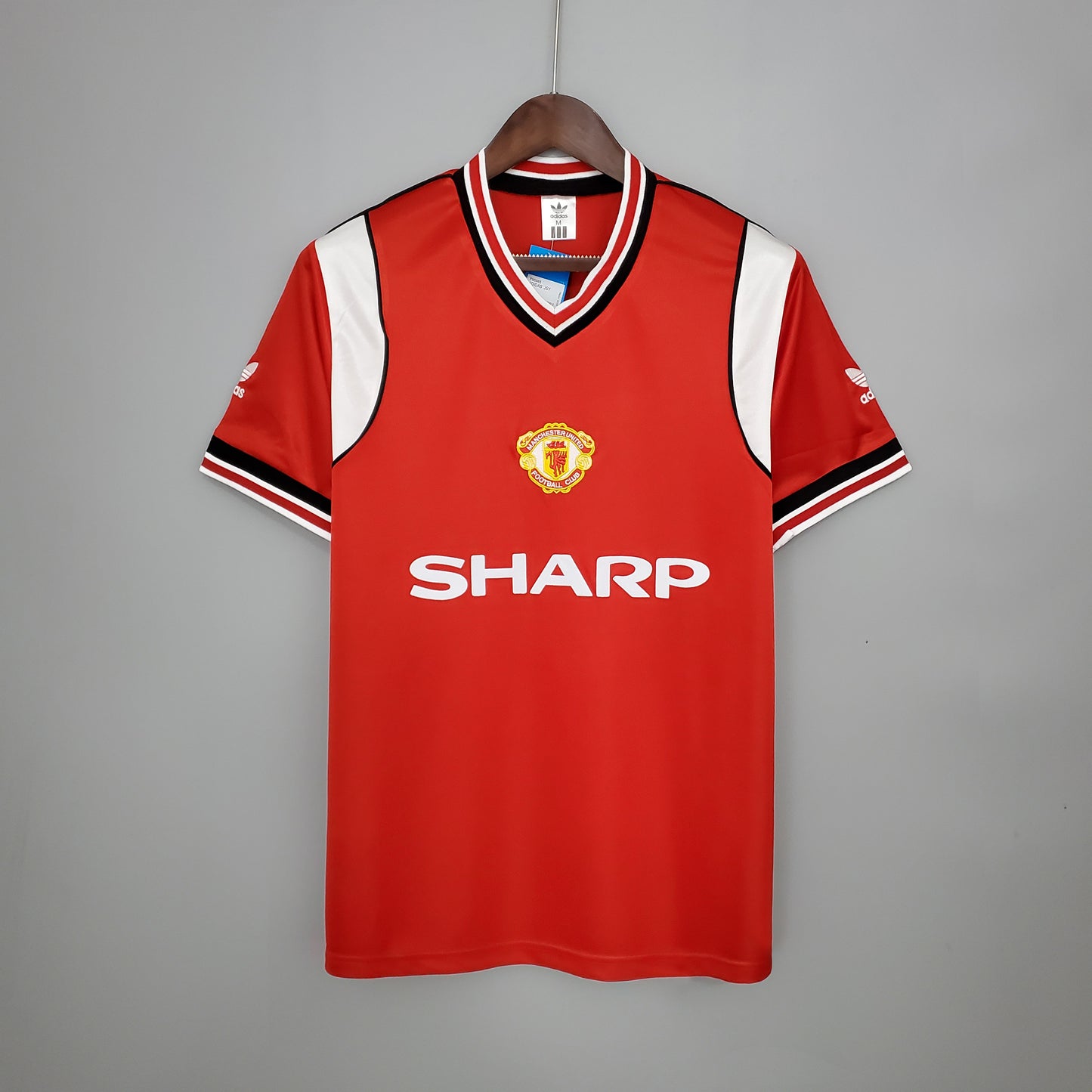 Manchester United home jersey. Season 85/86