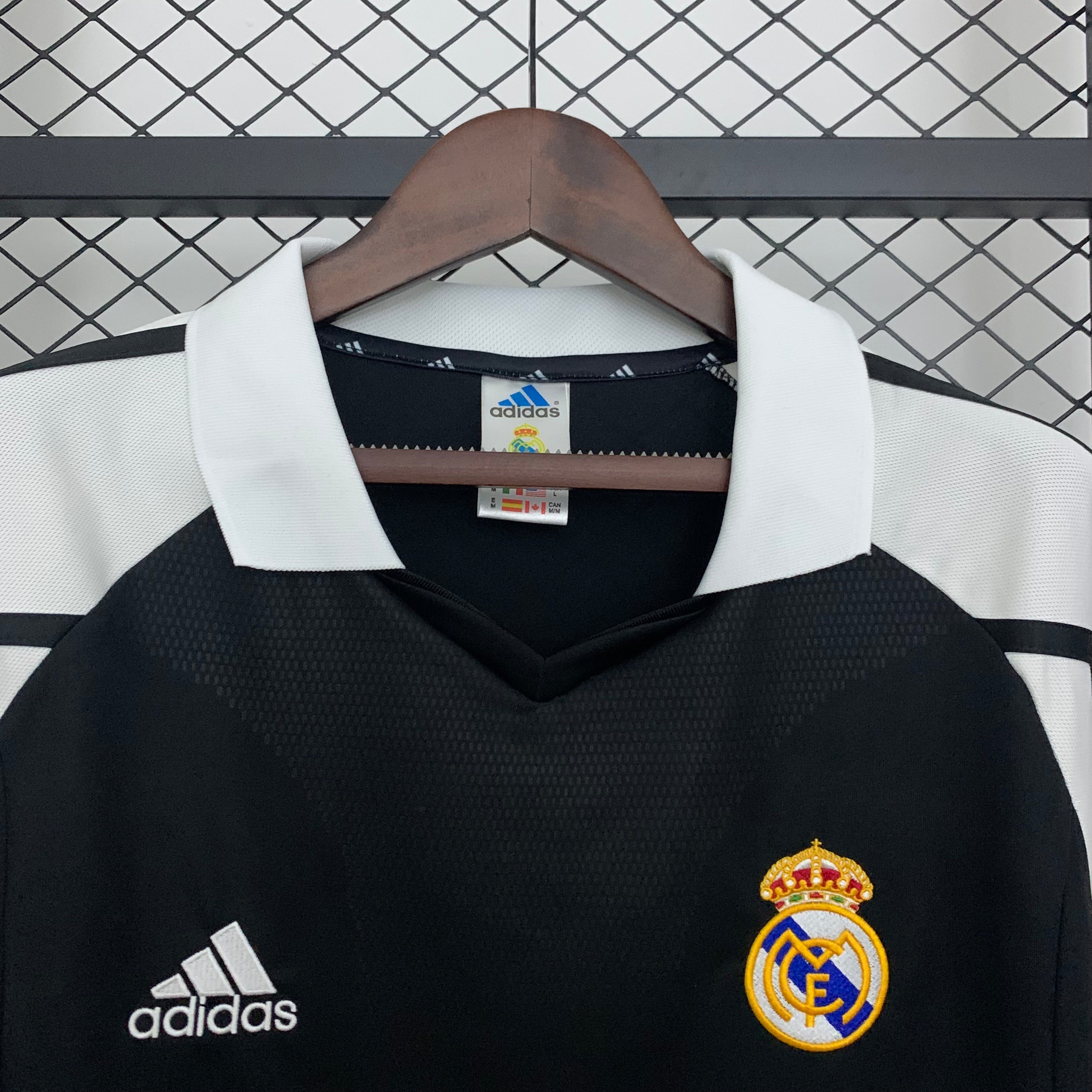 Real Madrid away jersey. Season 01/02