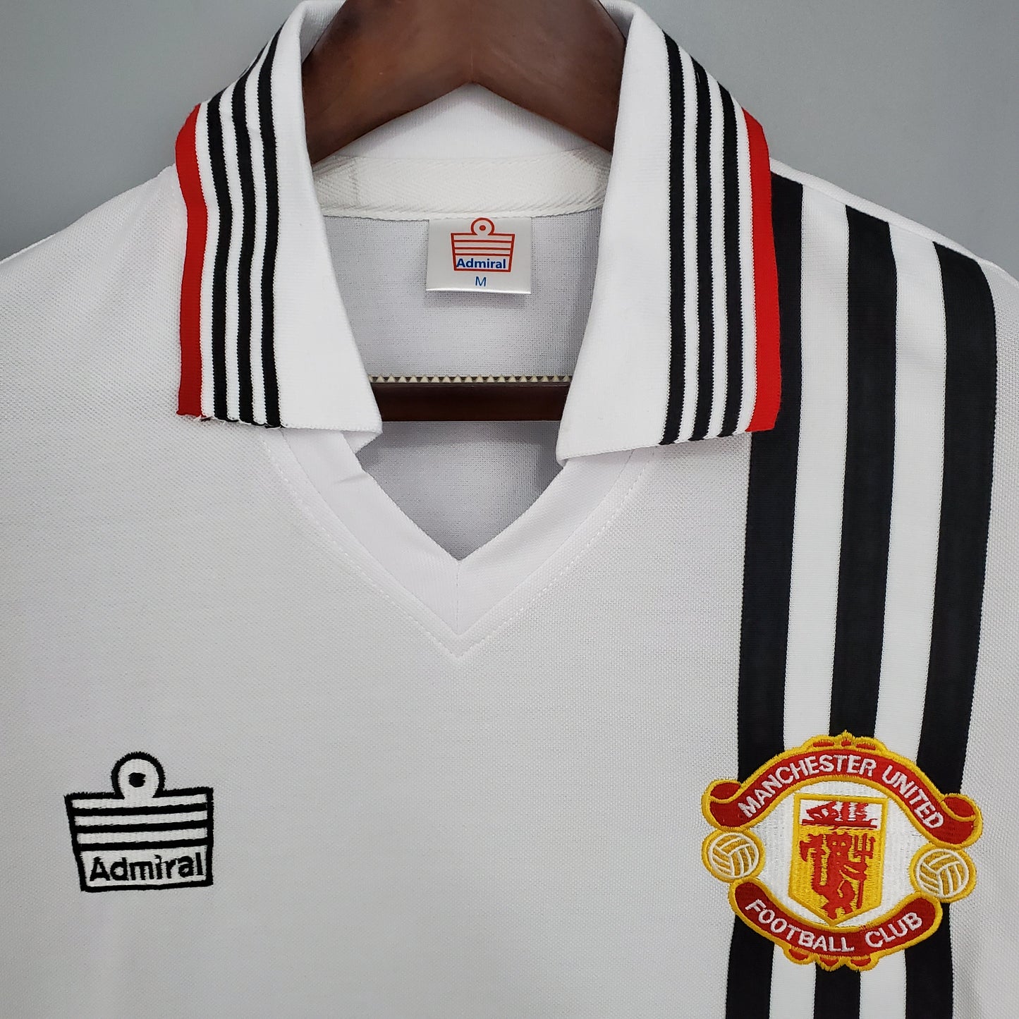 Manchester United away jersey. Season 75/76