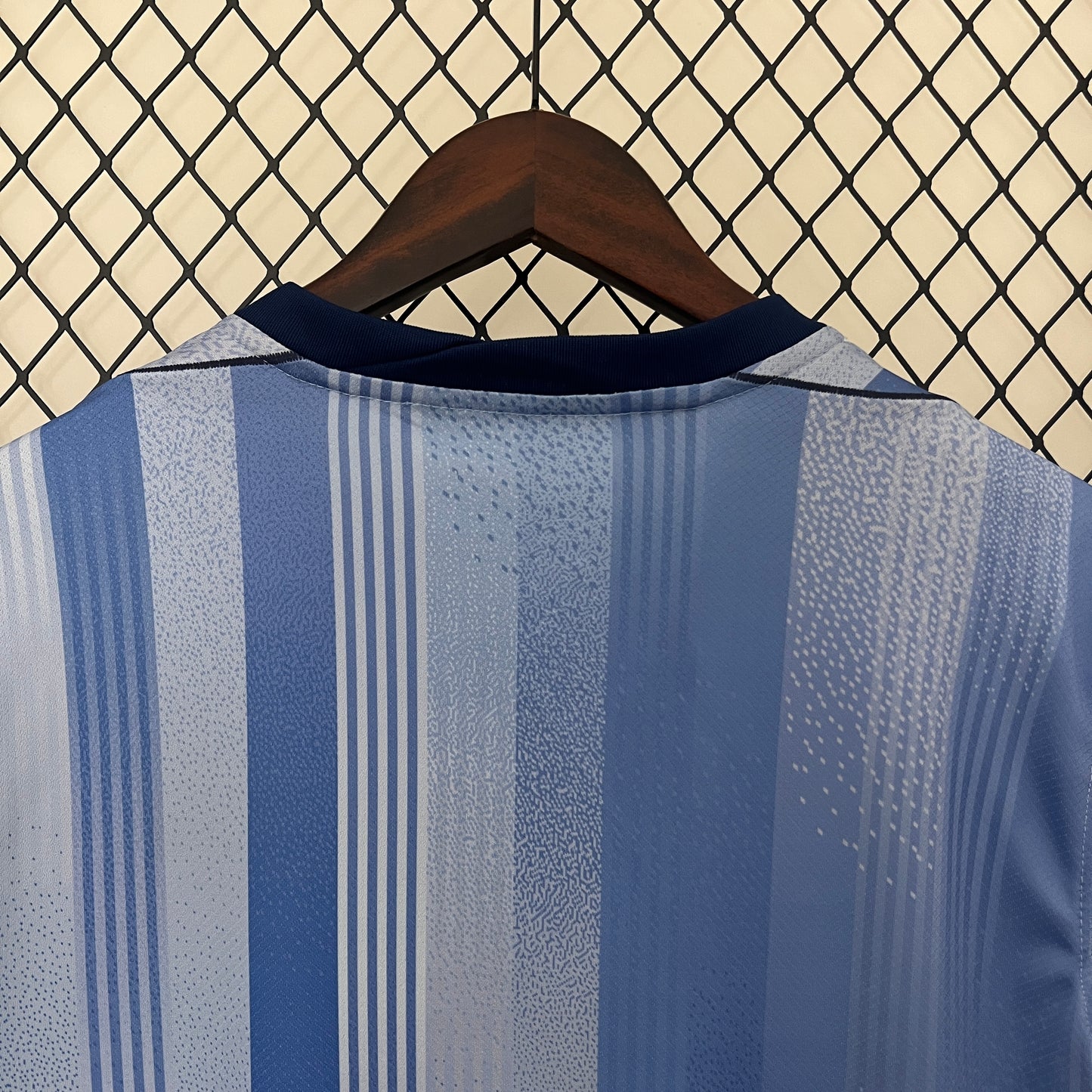 Tottenham Hotspur away jersey. Season 24/25