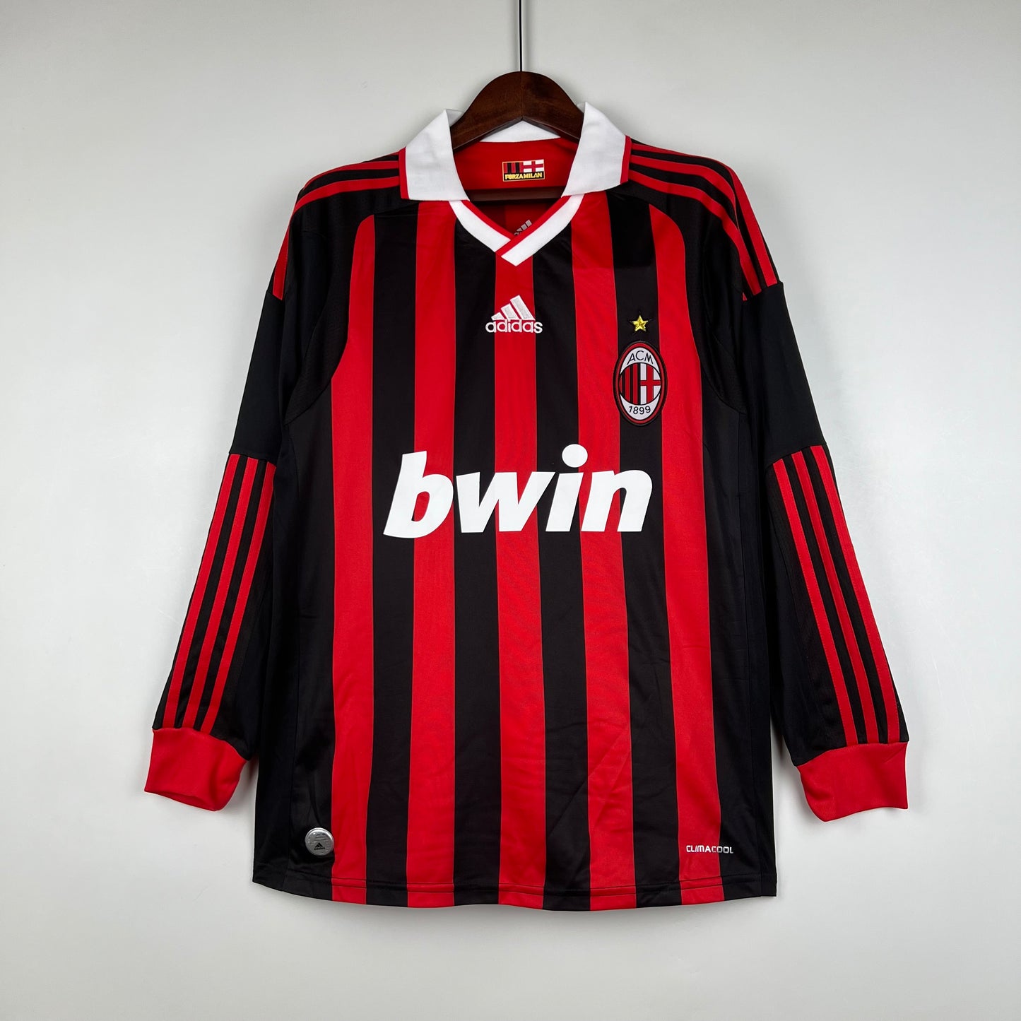 AC Milan longsleeve home jersey. Season 09/10
