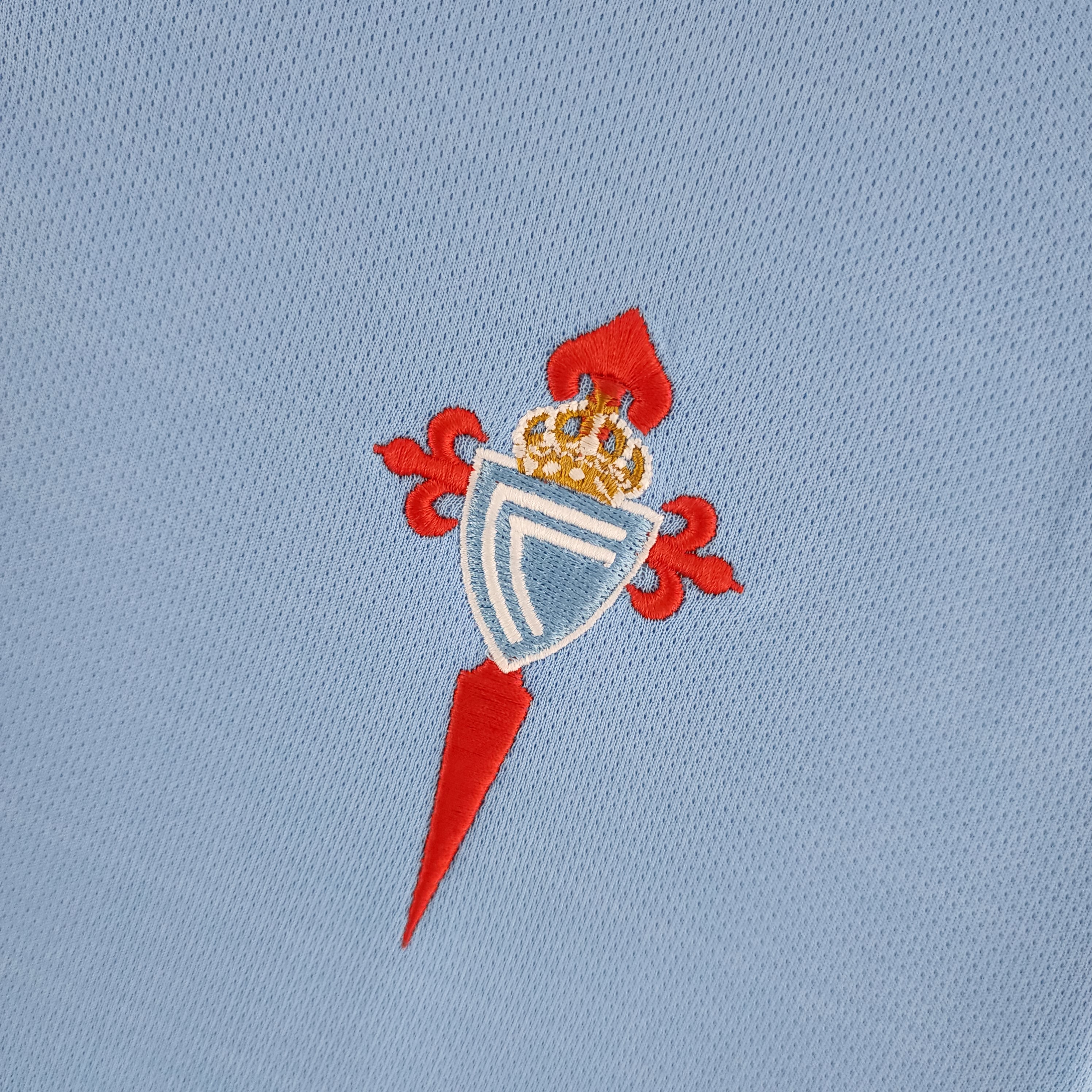 Celta home jersey. Season 02/03