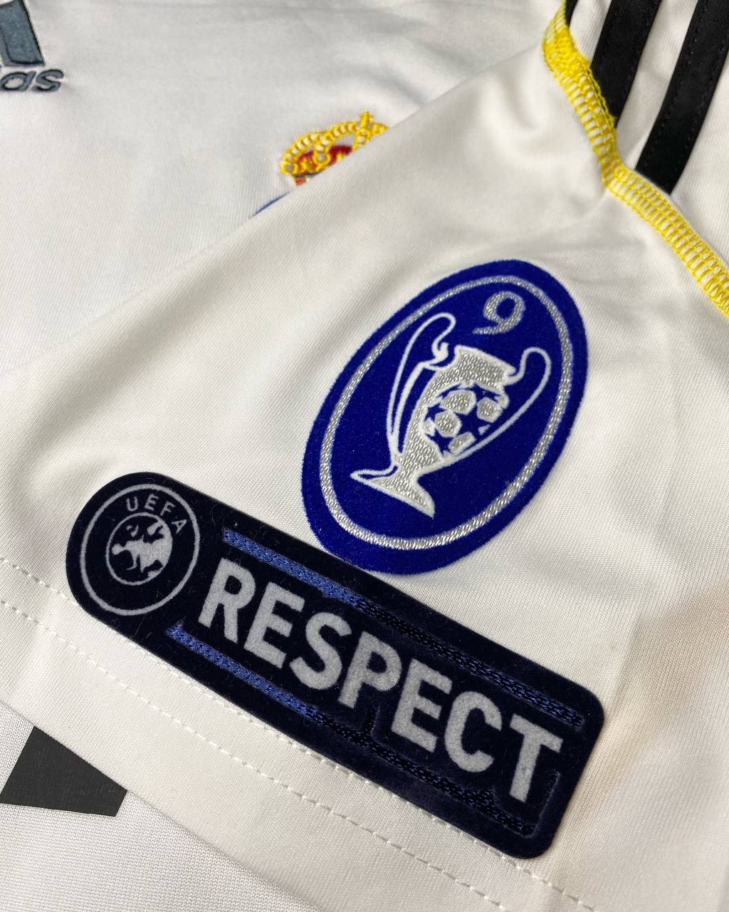 Real Madrid home jersey. Season 09/10. Cristiano Ronaldo