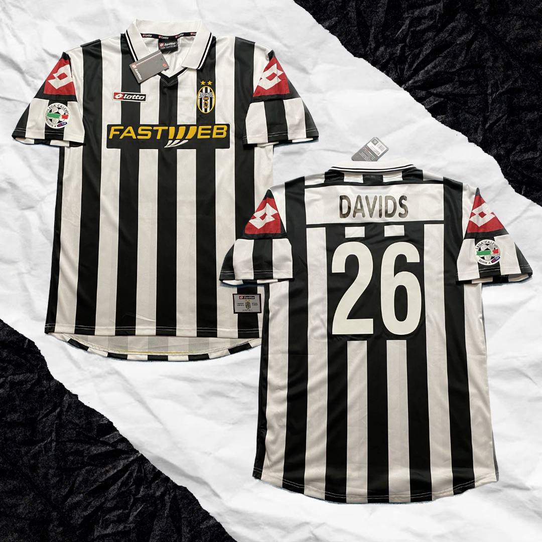 Juventus home jersey. Season 01/02. Edgar Davids