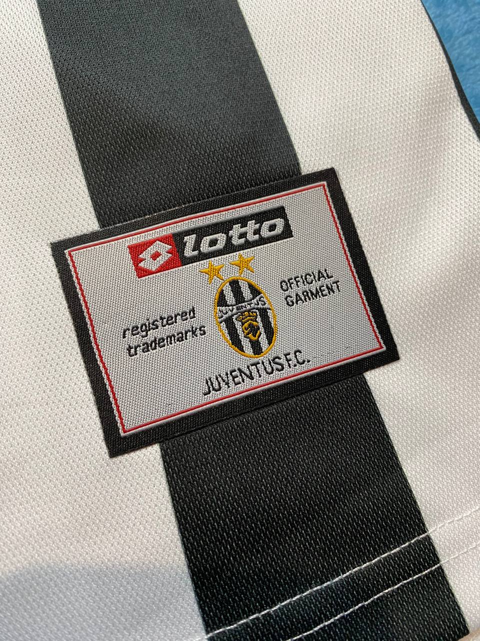 Juventus home jersey. Season 01/02. Edgar Davids