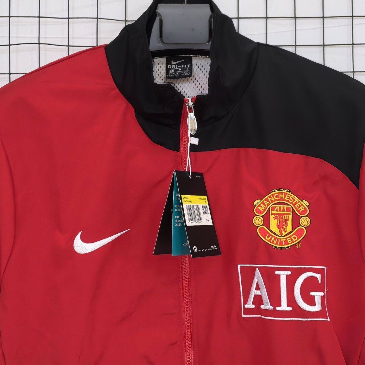 Manchester United 2007 vintage pre-match windbreaker