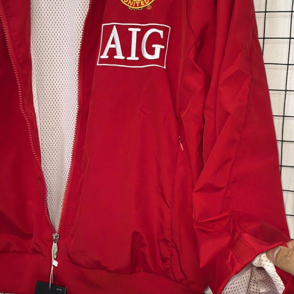 Manchester United 2007 vintage pre-match windbreaker