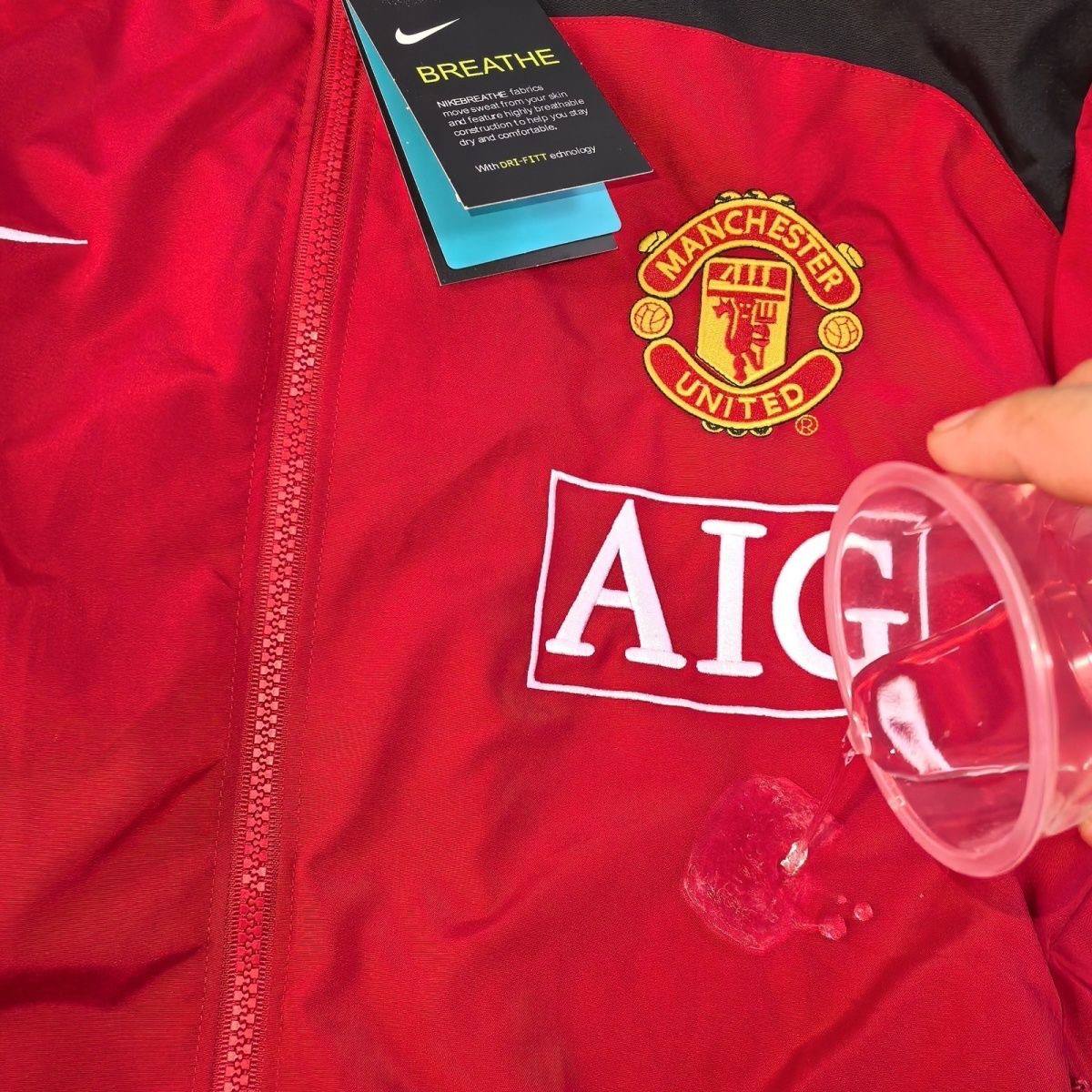 Manchester United 2007 vintage pre-match windbreaker