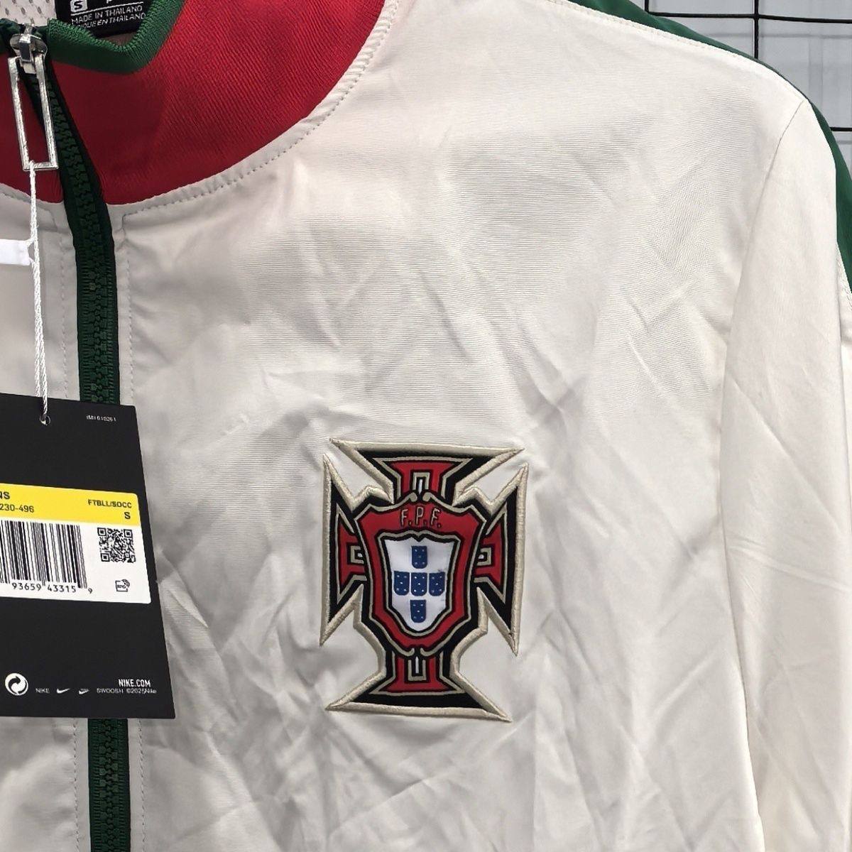 Portugal 2010 vintage windbreaker