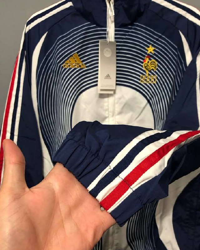France 2006 Adidas Teamgeist pre-match windbreaker